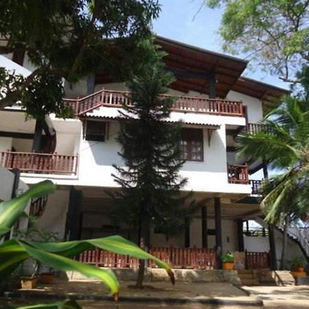 تانجالي Samans Guesthouse المظهر الخارجي الصورة